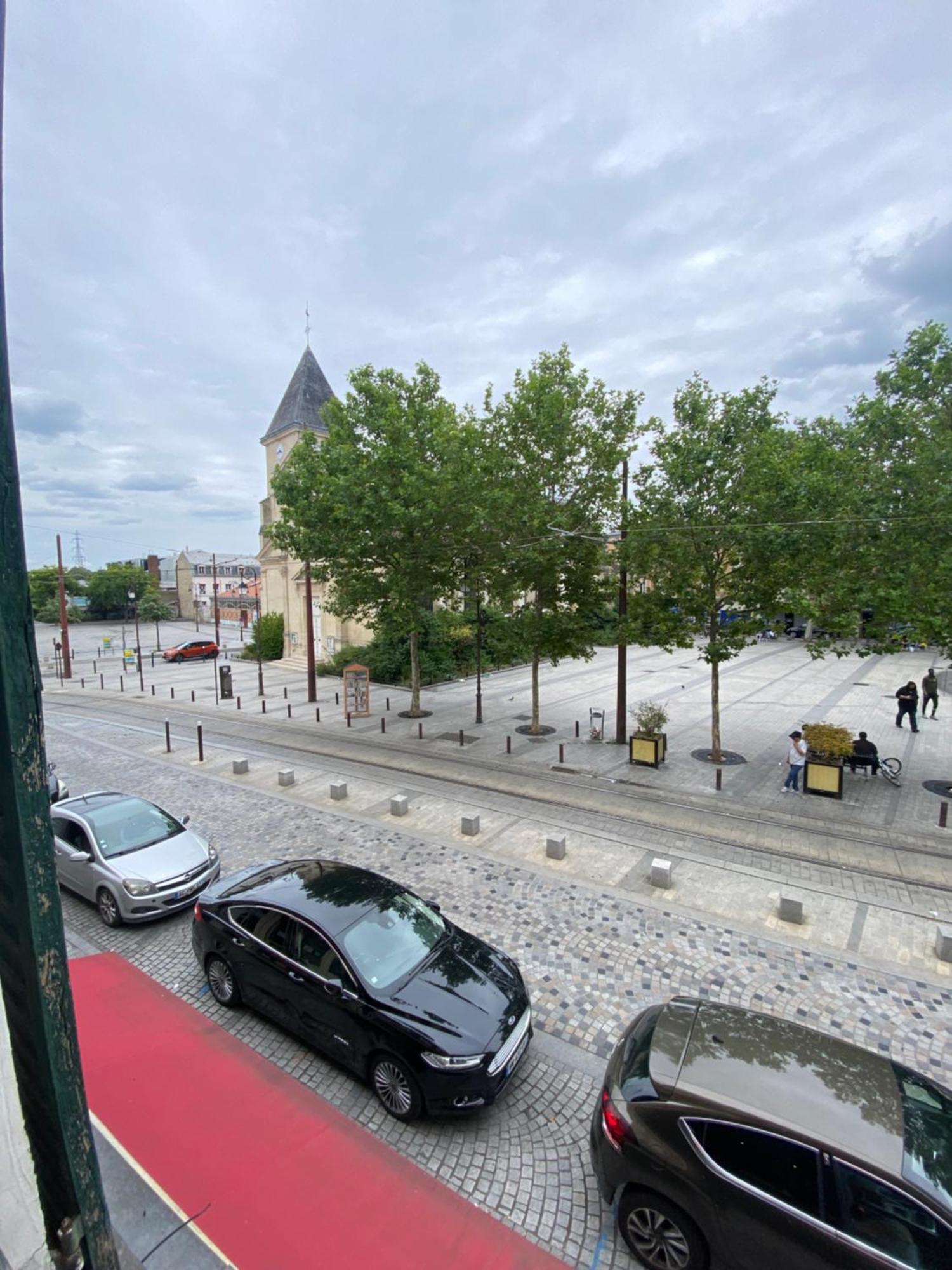 Apartamento Balcon De Paris Gennevilliers Exterior foto